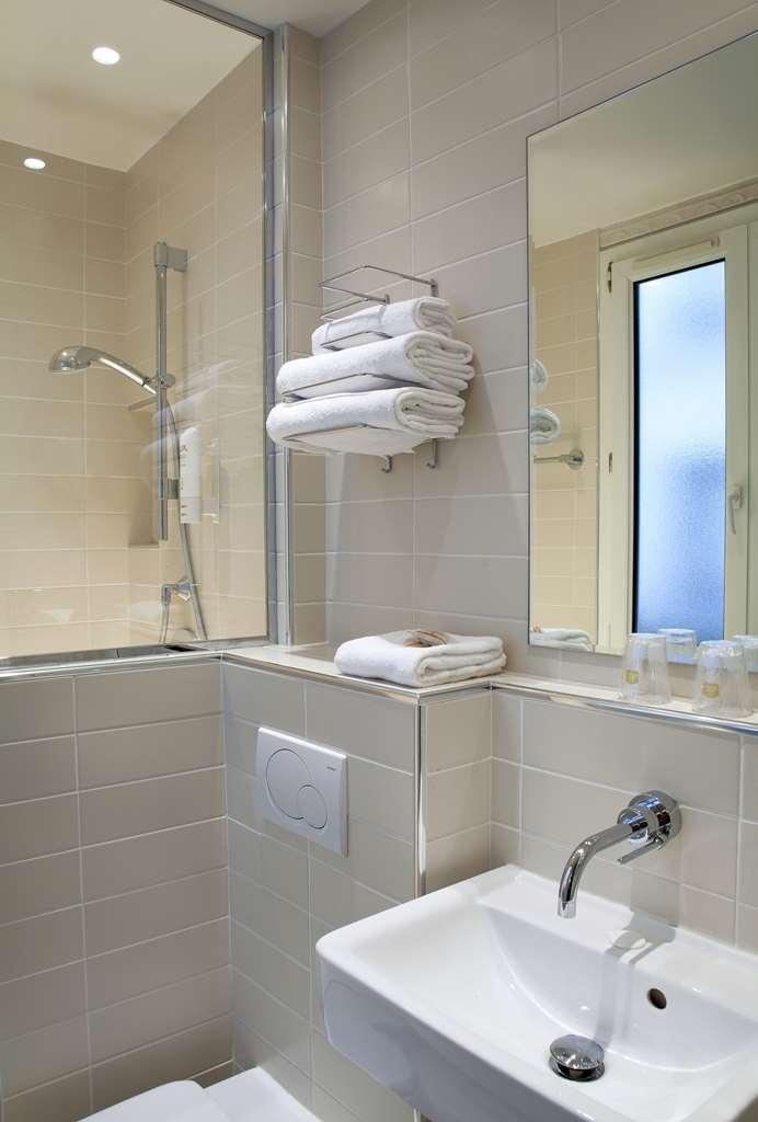 Timhotel Invalides Eiffel Parigi