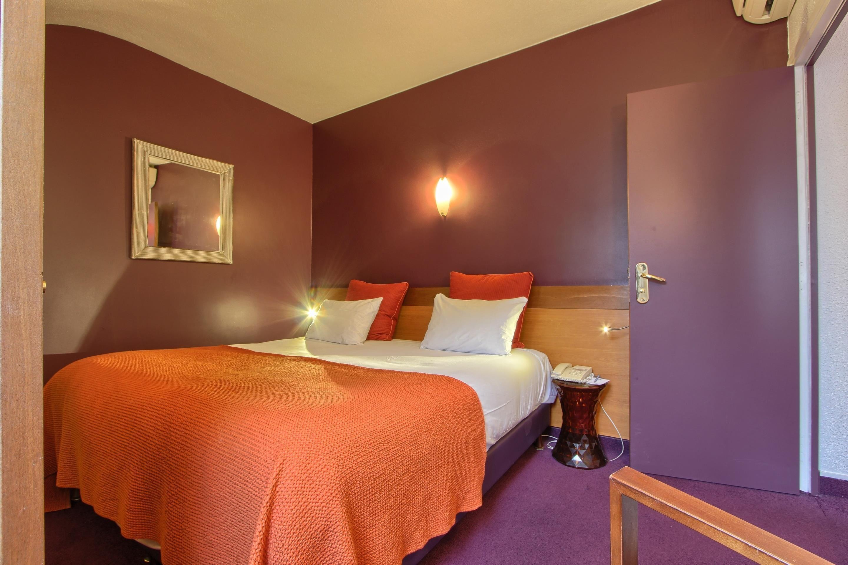 Timhotel Invalides Eiffel Hotel 3*